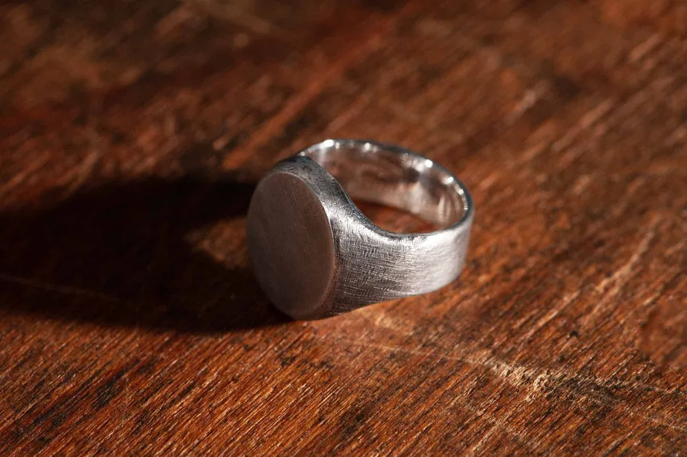 #024 - Signet Ring Oval large