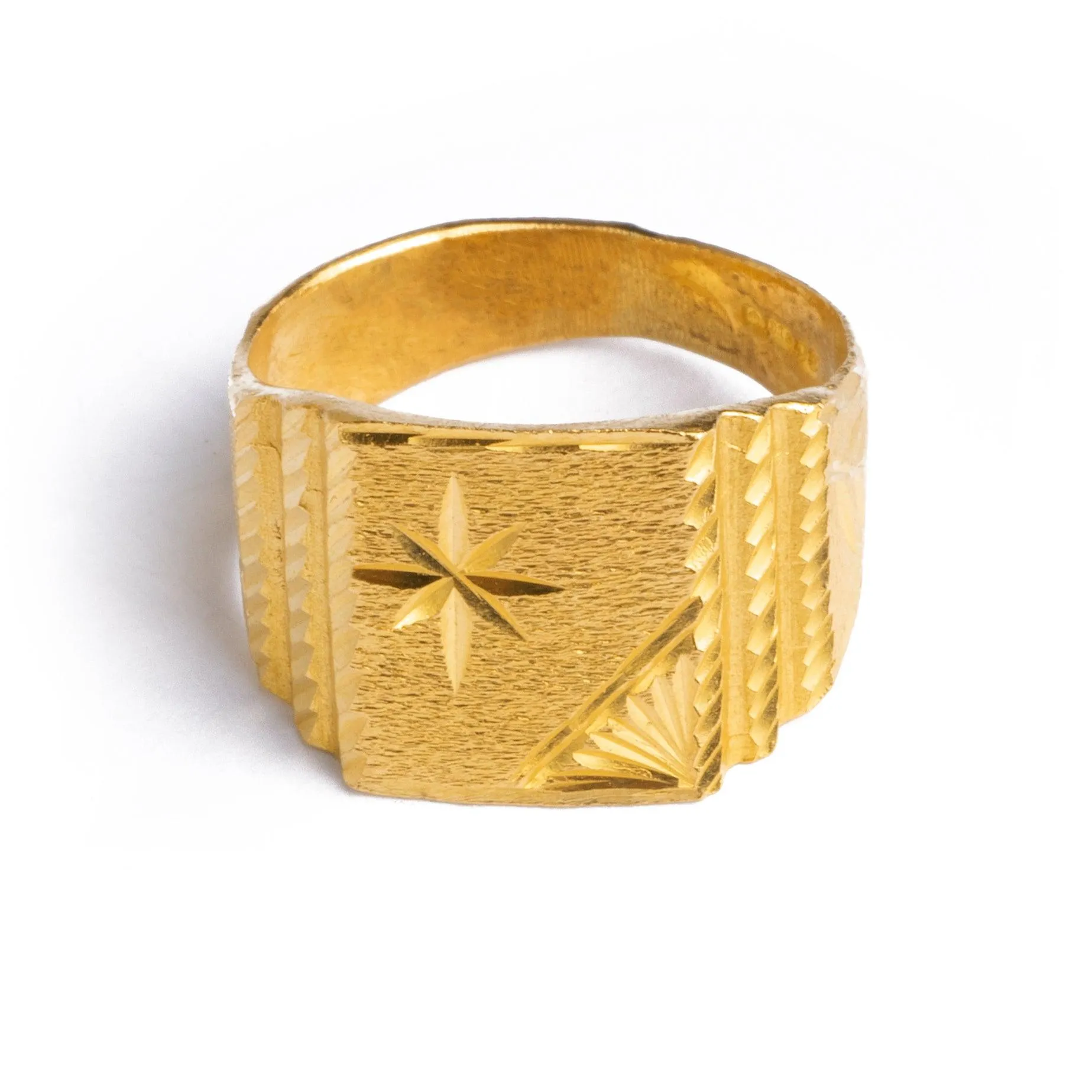 22ct Gold Diamond Cut Design Signet Ring LR-8455
