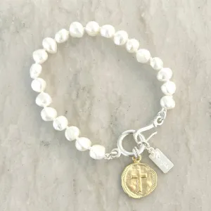 Annie pearl bracelet