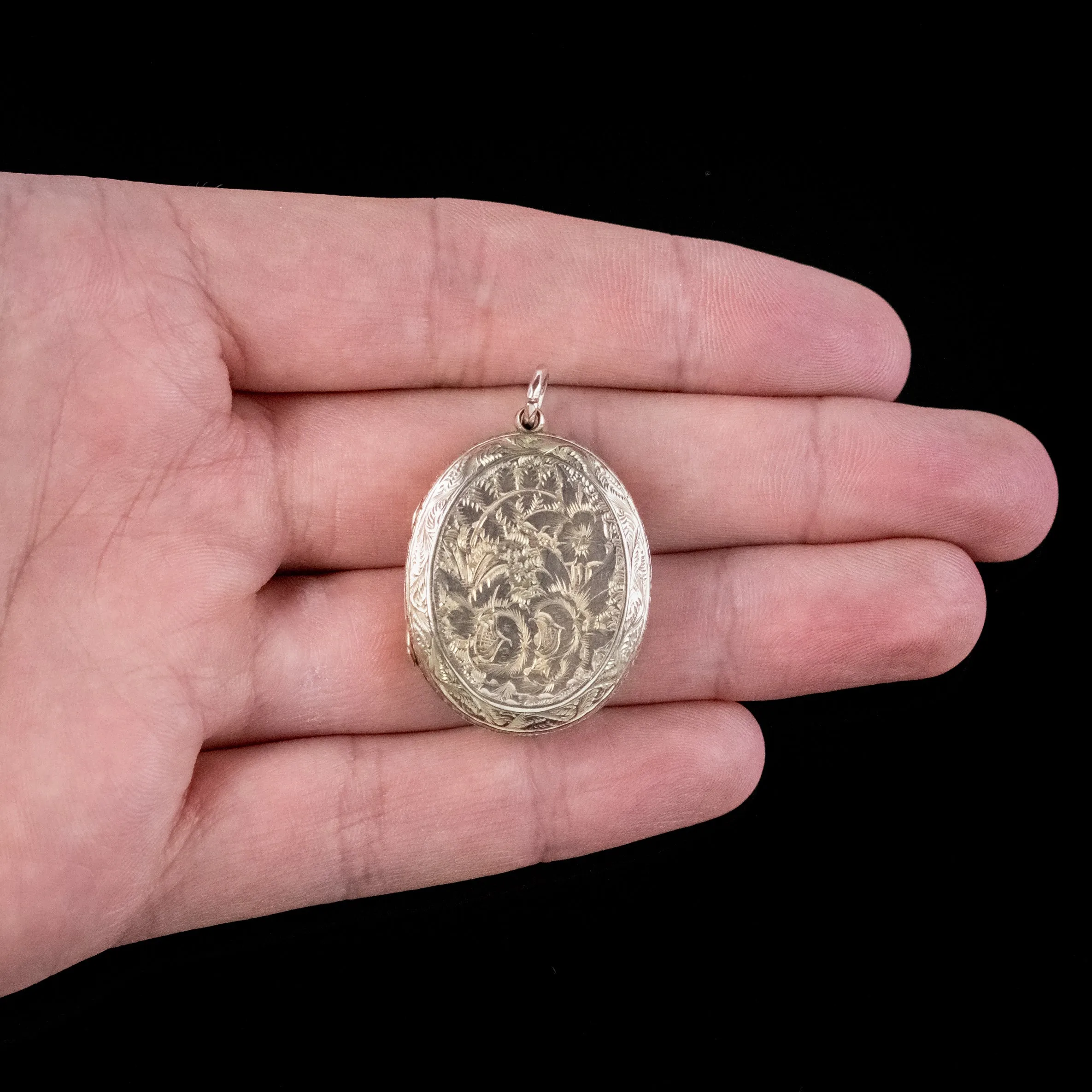 Antique Victorian Floral Locket 9ct Gold