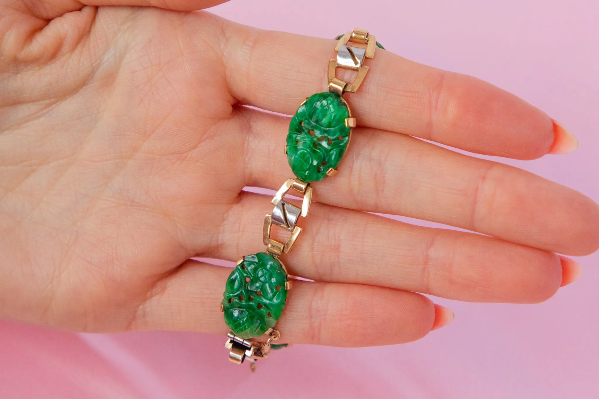 Art Deco 9ct Gold Carved Jade Bracelet