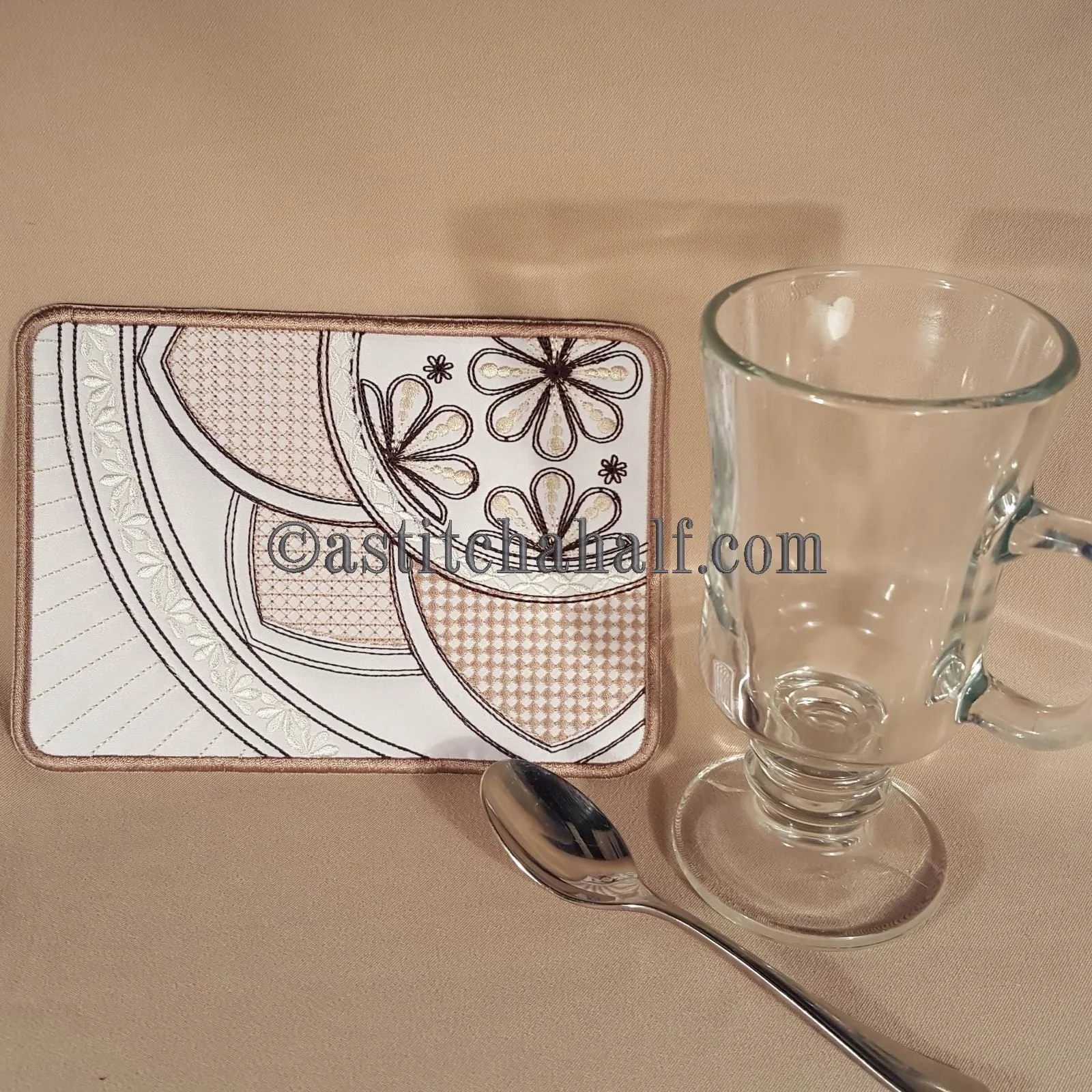 Beautiful Morning Mug Rug