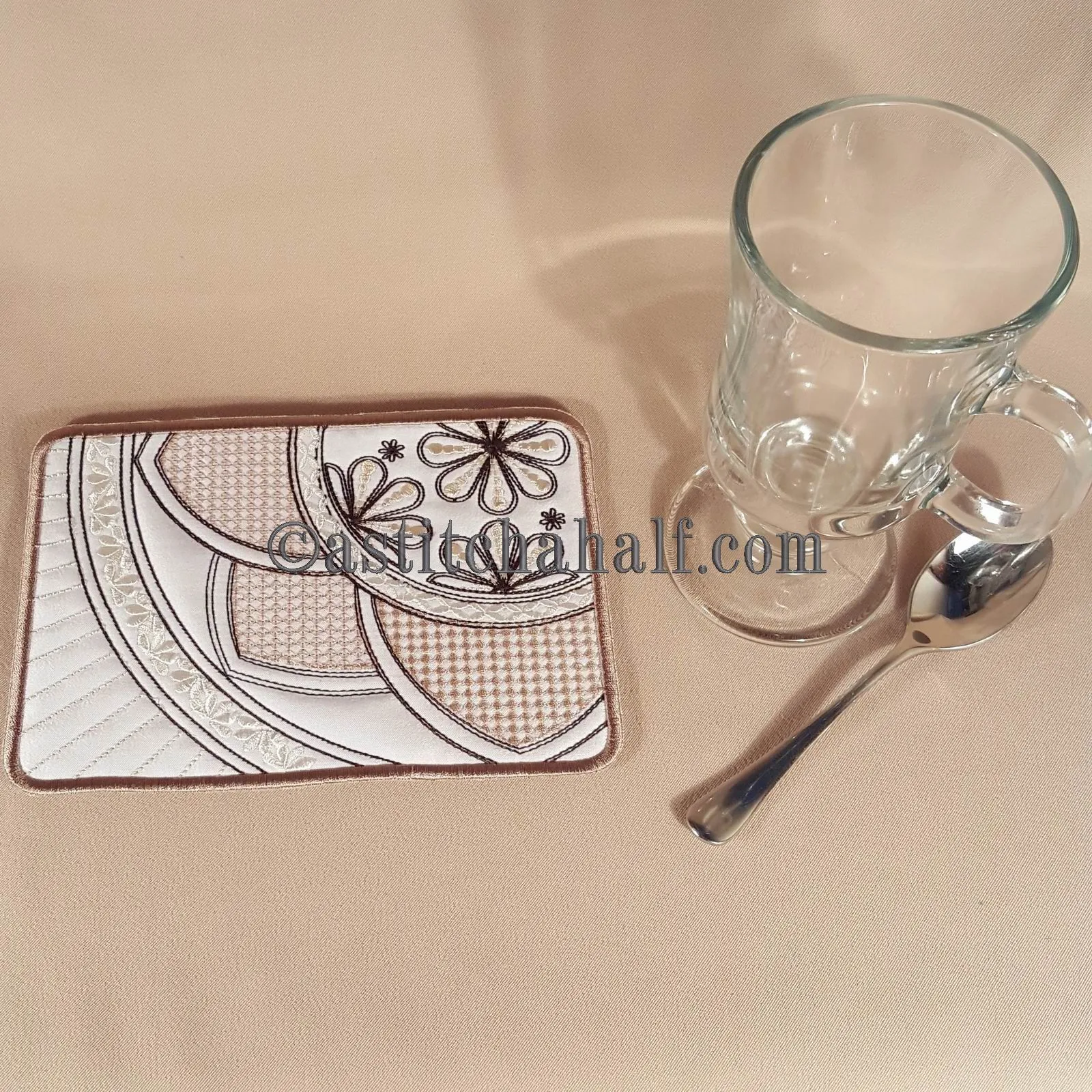 Beautiful Morning Mug Rug