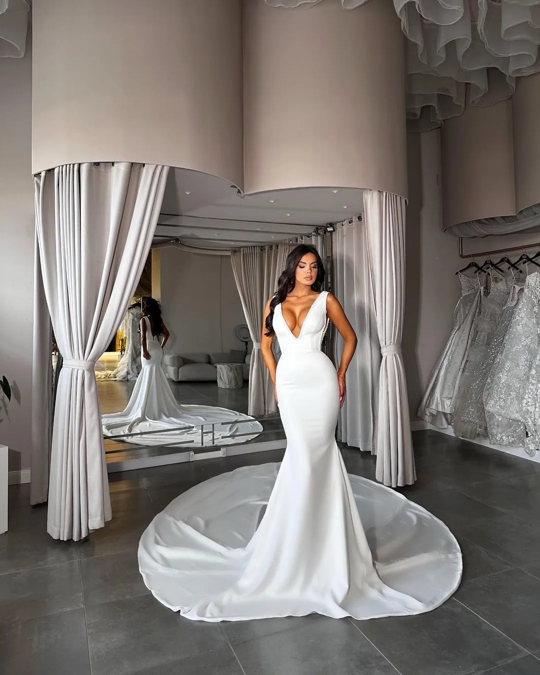 Daari Beautiful Wedding Dress
