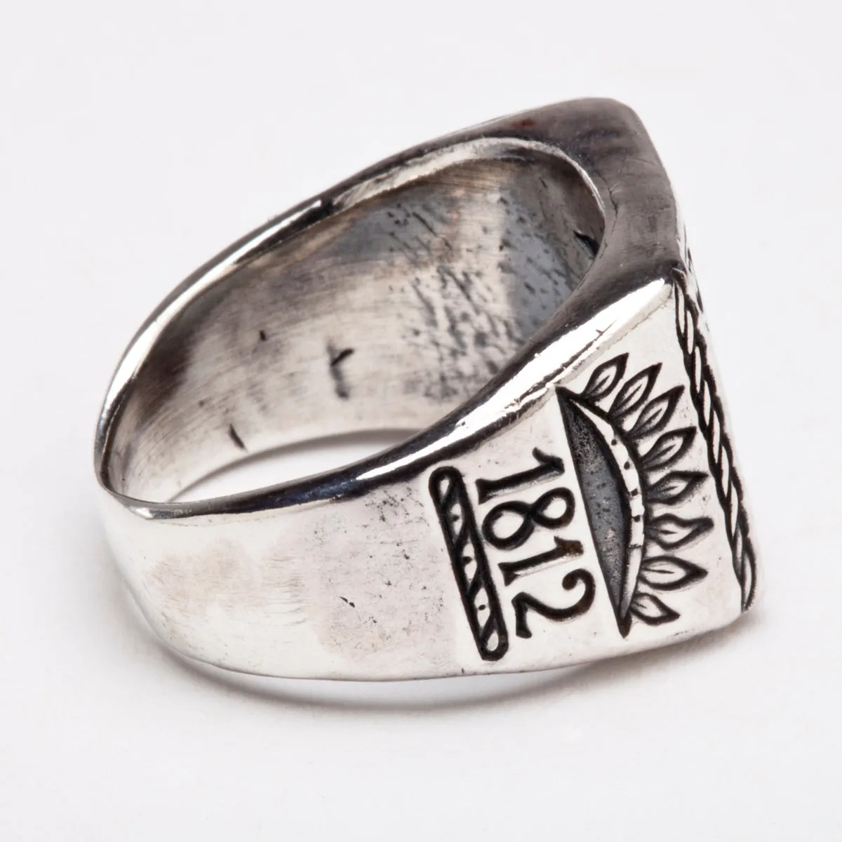 Don't Give Up The Ship ring