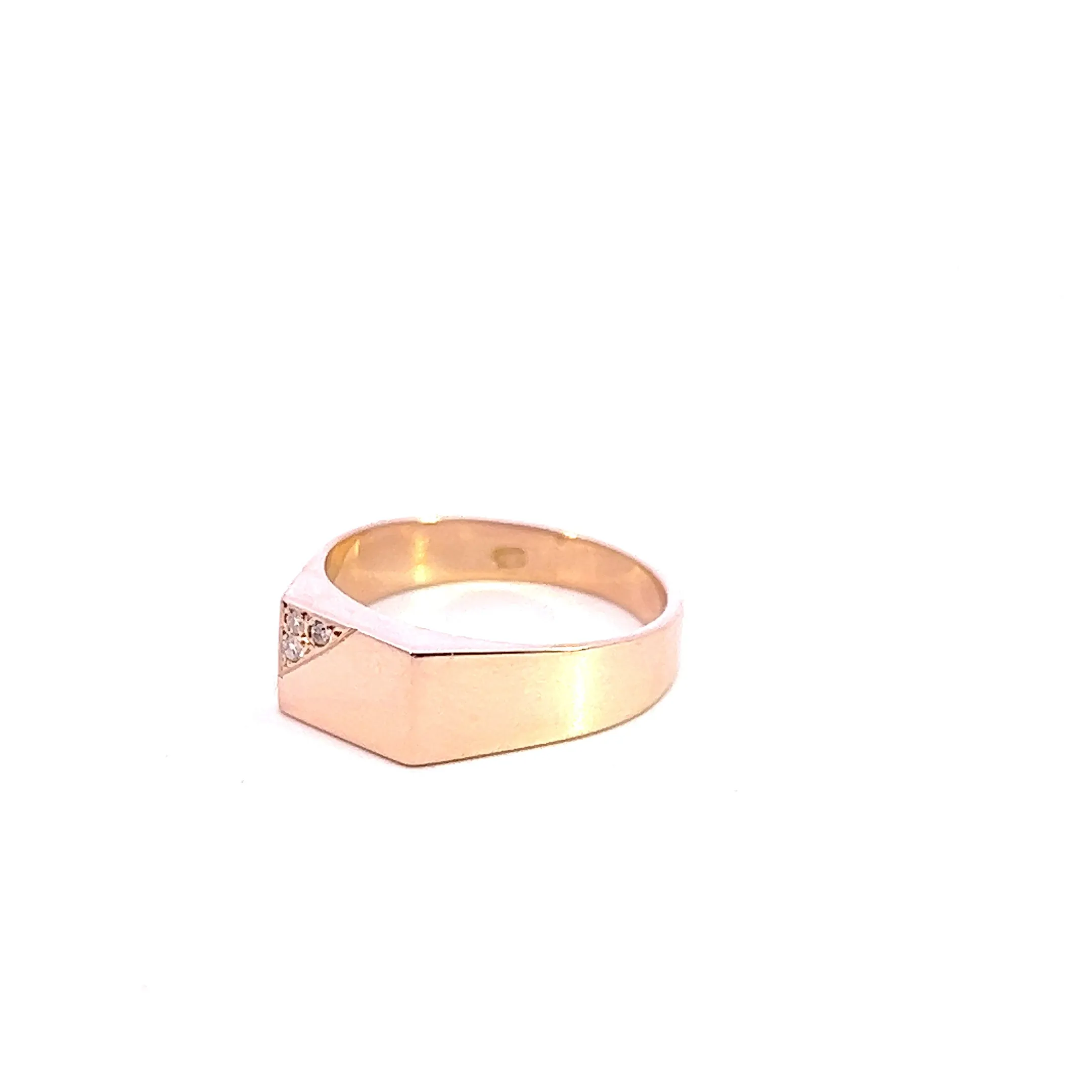 Elegant Unisex Yellow Gold Diamond Signet Ring