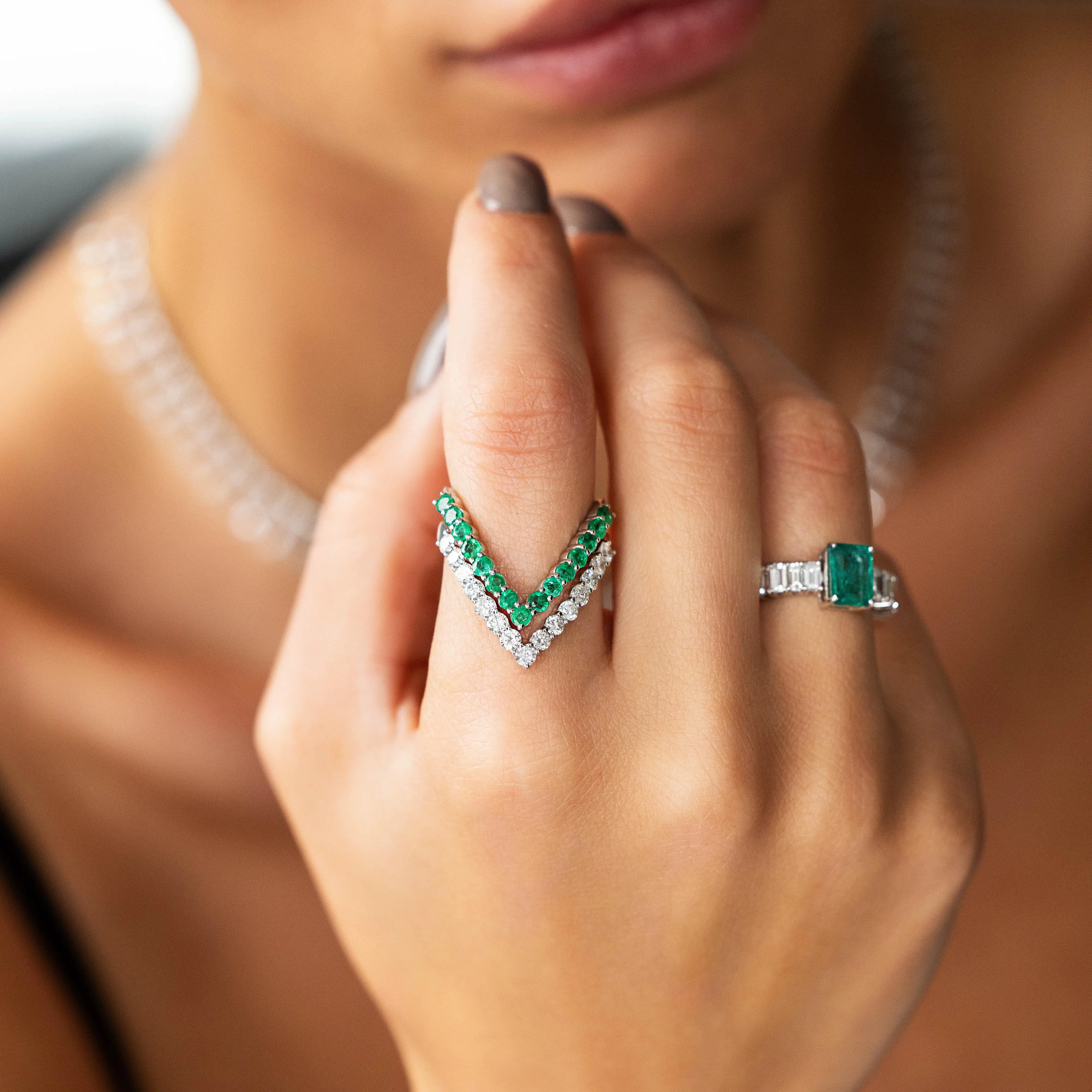 Emerald V Ring
