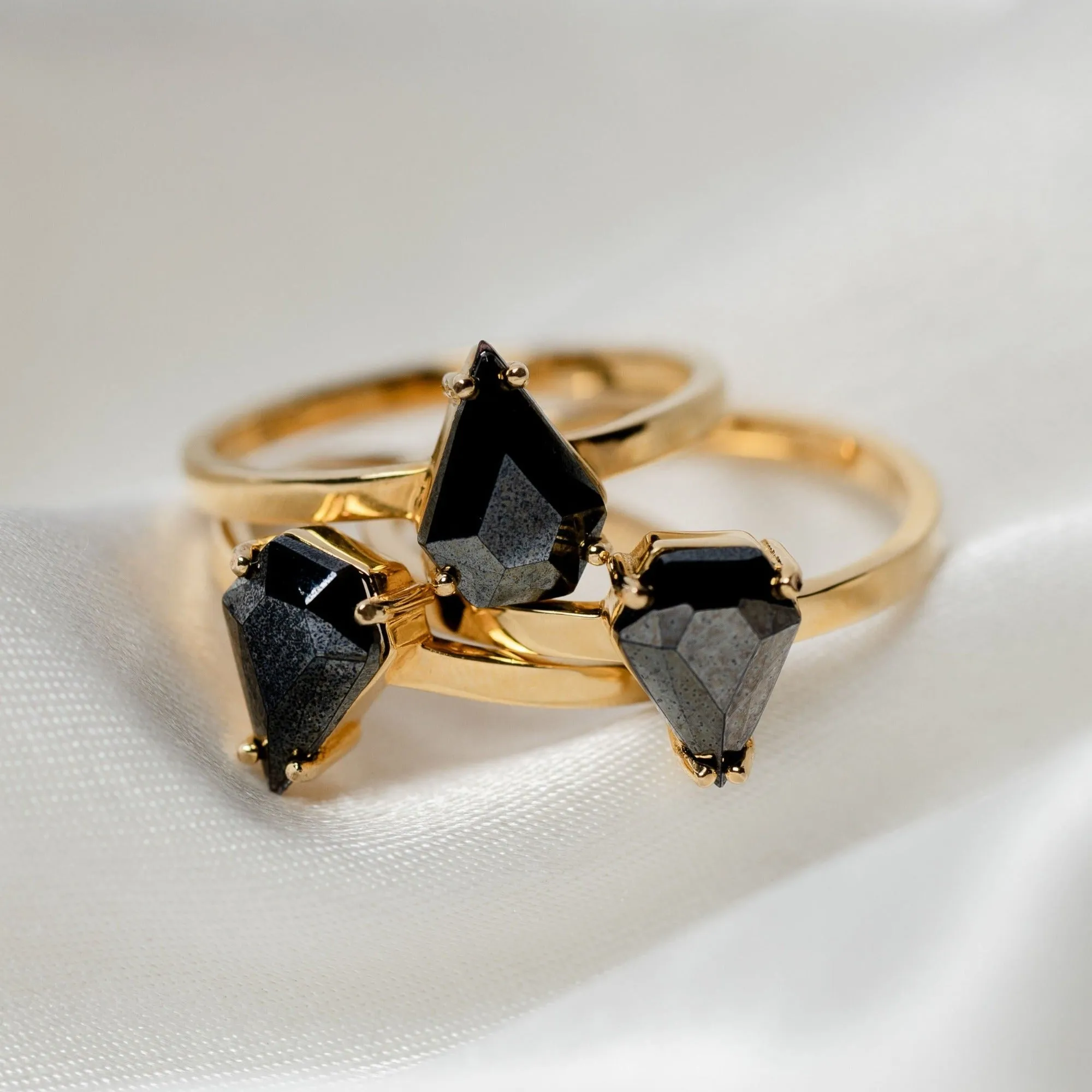 French Kiss Ring
