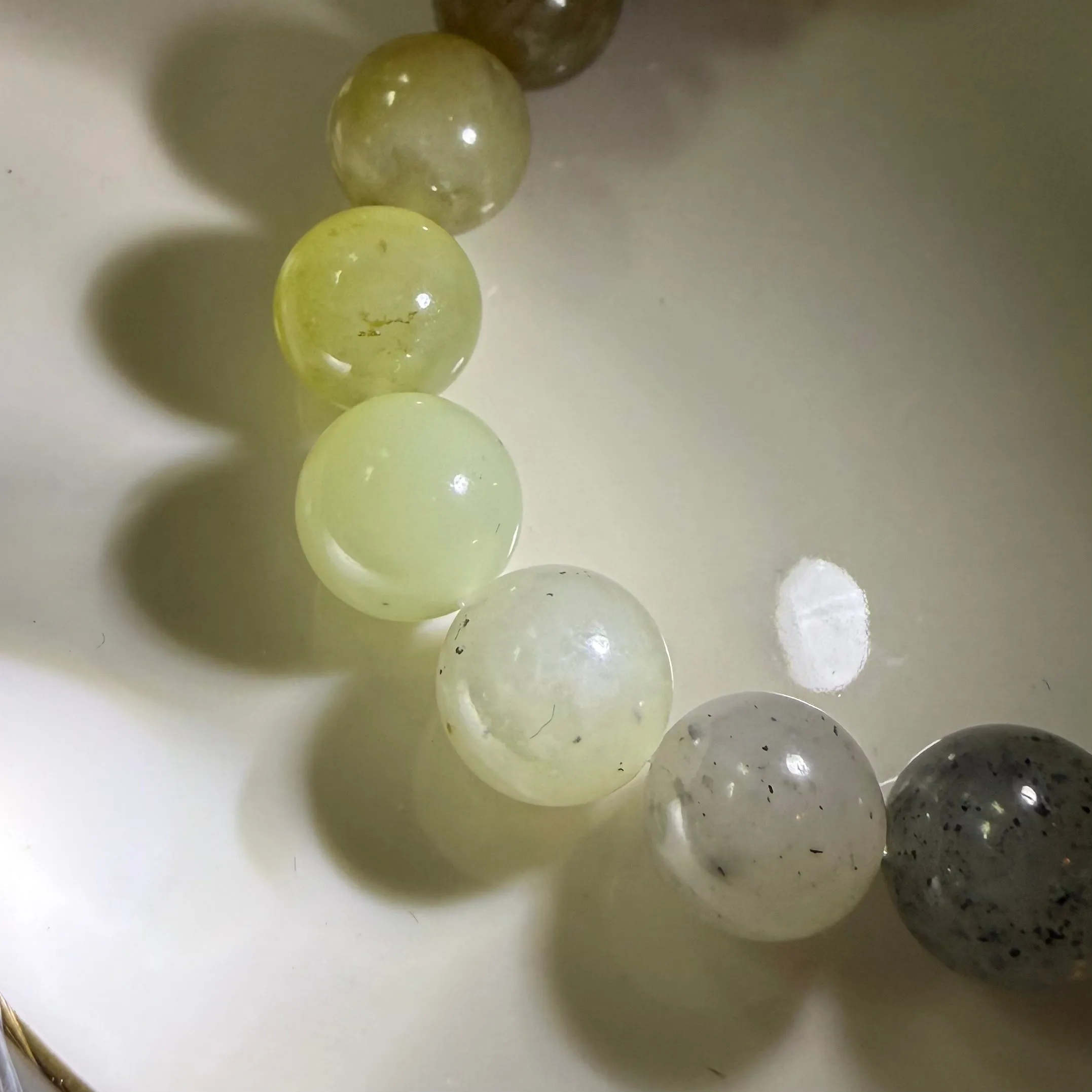 Genuine nephrite / Hetian Jade brown white black gradient Bracelet  - 10mm beads 6.5 inches length