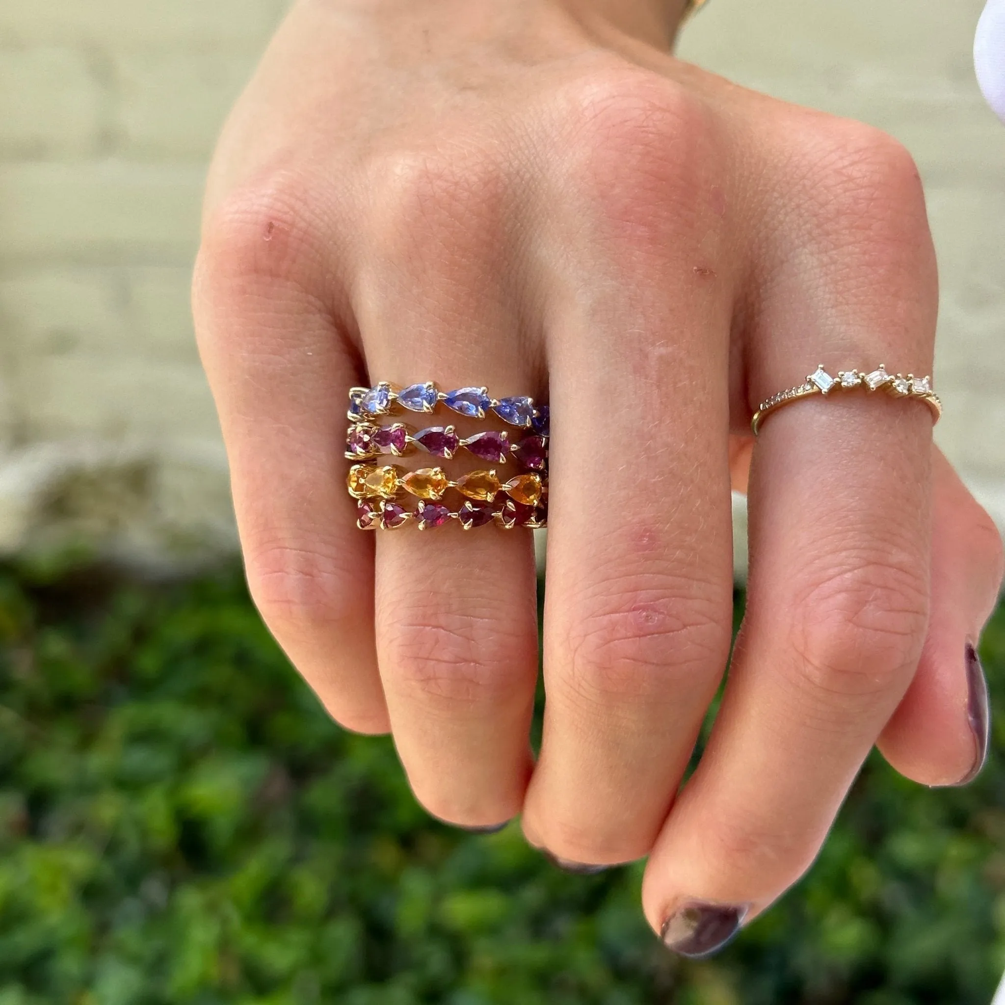 Large Rhodolite Garnet Chasing Pear Band