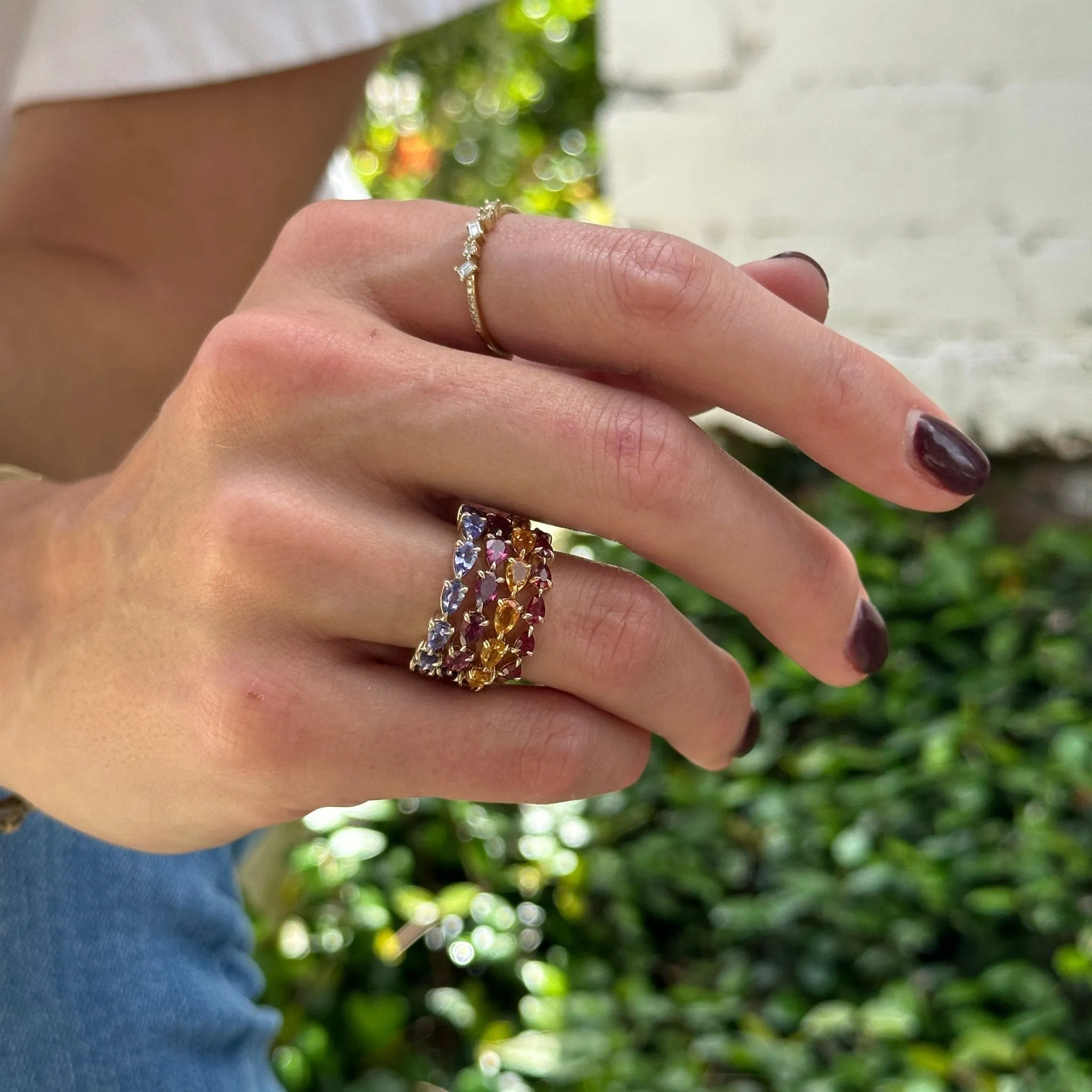 Large Rhodolite Garnet Chasing Pear Band