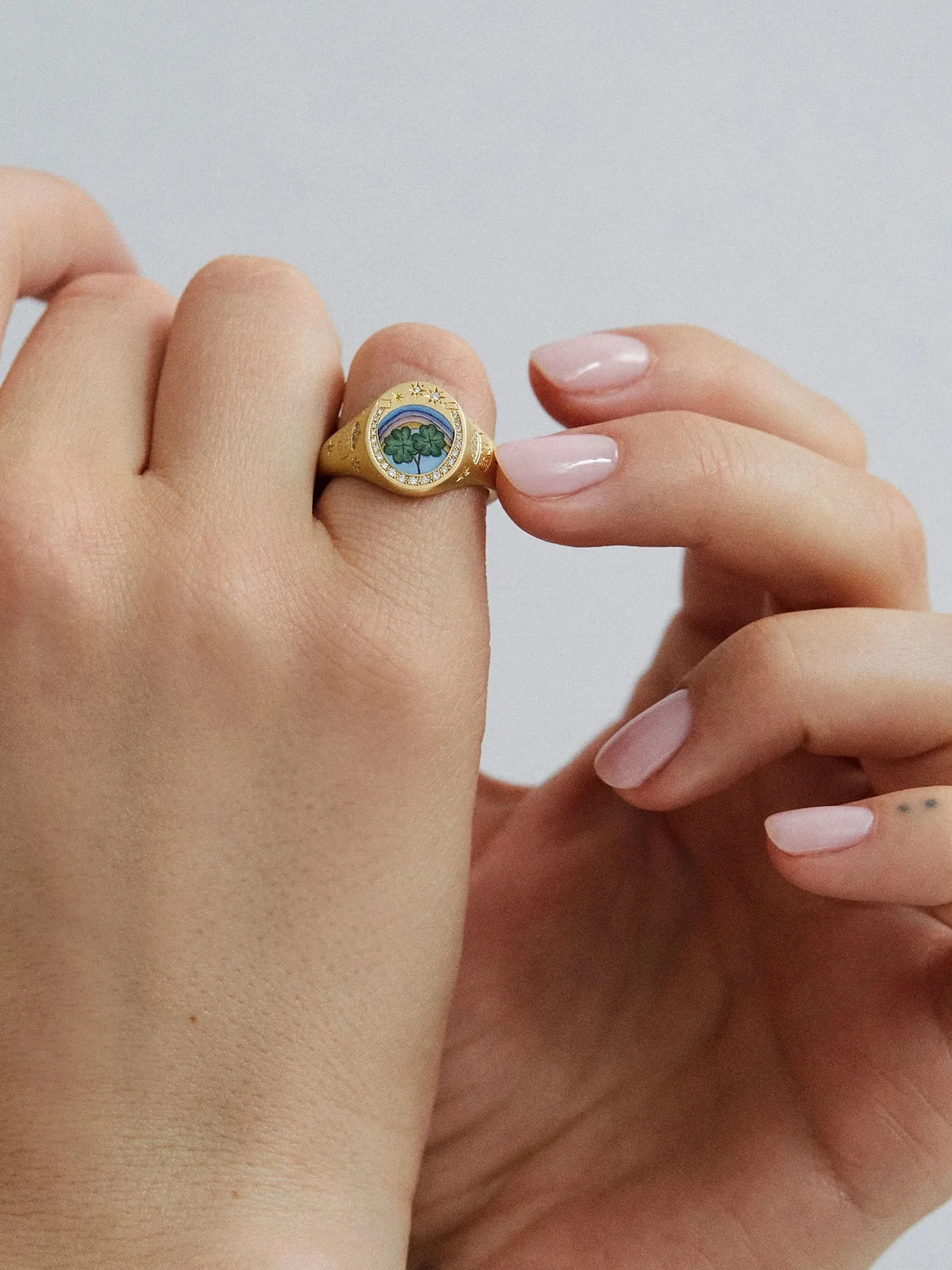 Luck ring