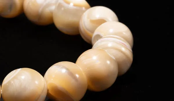 Luxury Mother Of Pearl Natural Gemstone Bracelet