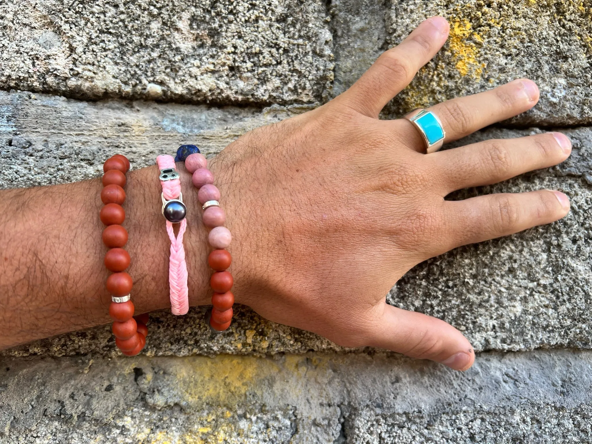 Max Icon Fishtail Button Bracelet in Cadillac Pink