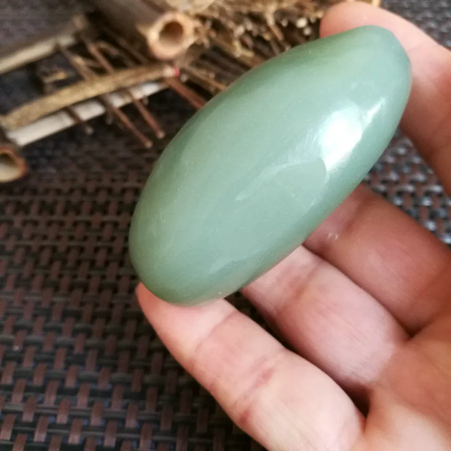 Natural Hetian Jade Rough Nephrite Raw (96g,6.3X3.5X2.8cm)