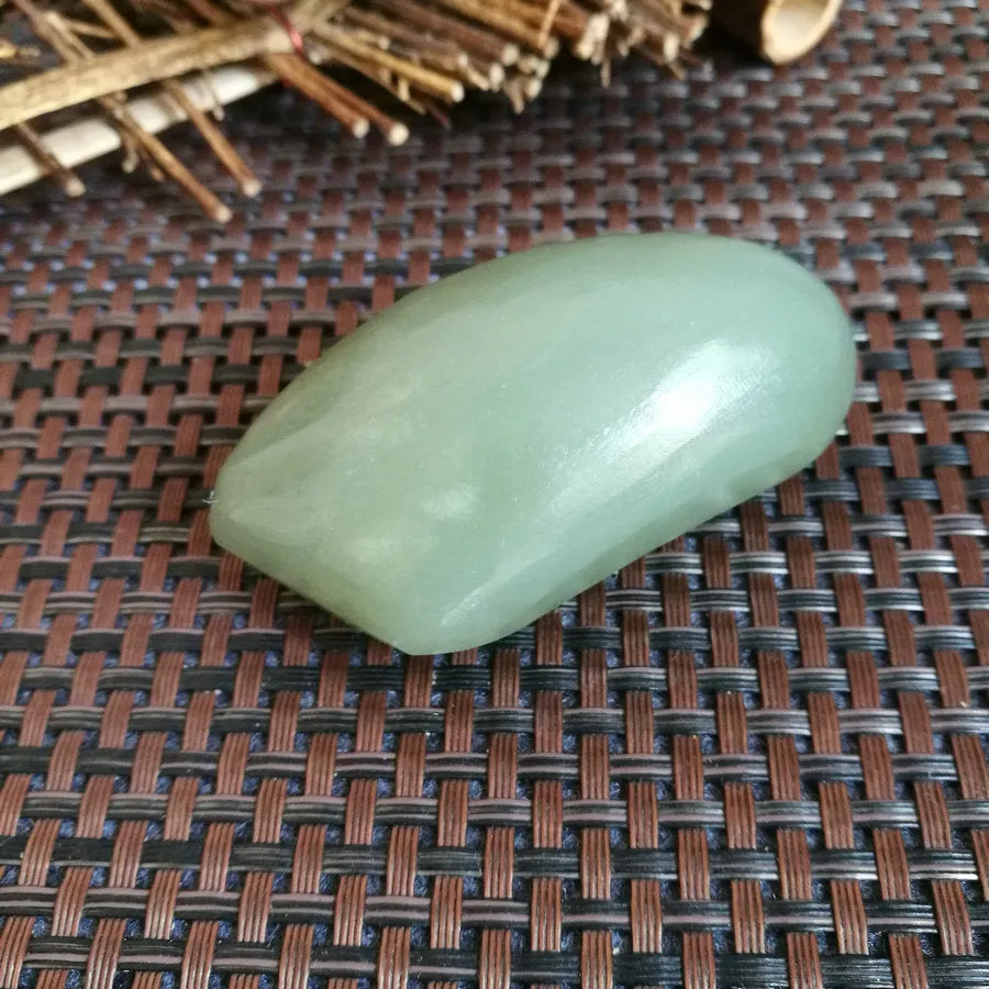 Natural Hetian Jade Rough Nephrite Raw (96g,6.3X3.5X2.8cm)