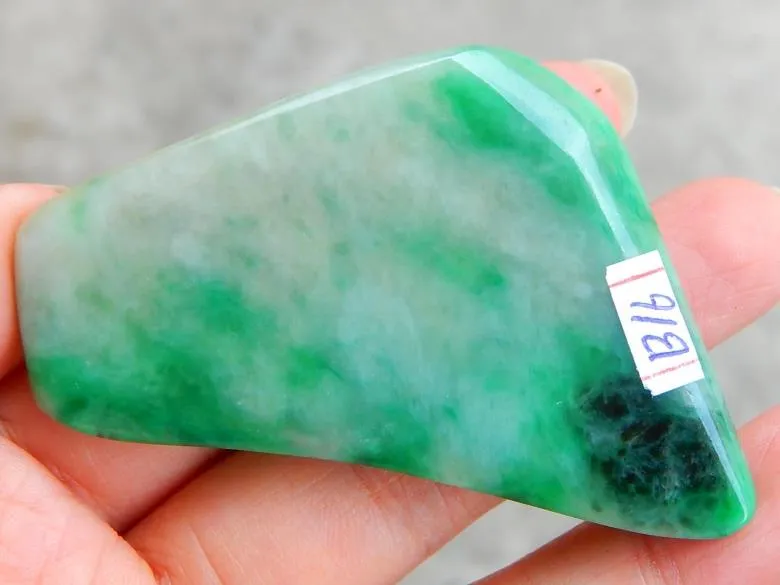 Natural Jade Jadeite Raw (41g, 58X44X9.5mm)