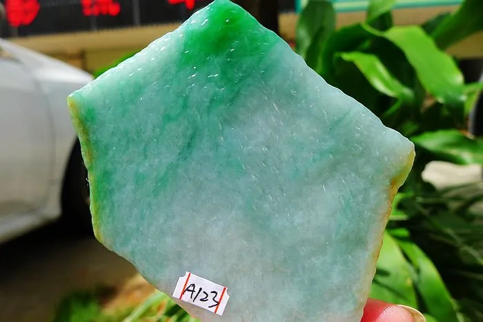 Natural Jade Rough Jadeite Raw (108g,9.2X6X0.8cm)