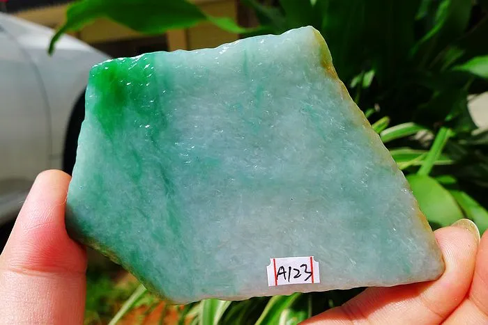 Natural Jade Rough Jadeite Raw (108g,9.2X6X0.8cm)