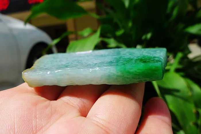 Natural Jade Rough Jadeite Raw (108g,9.2X6X0.8cm)