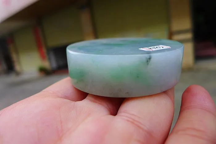 Natural Jade Rough Jadeite Raw (109g,5.2X1.5cm)