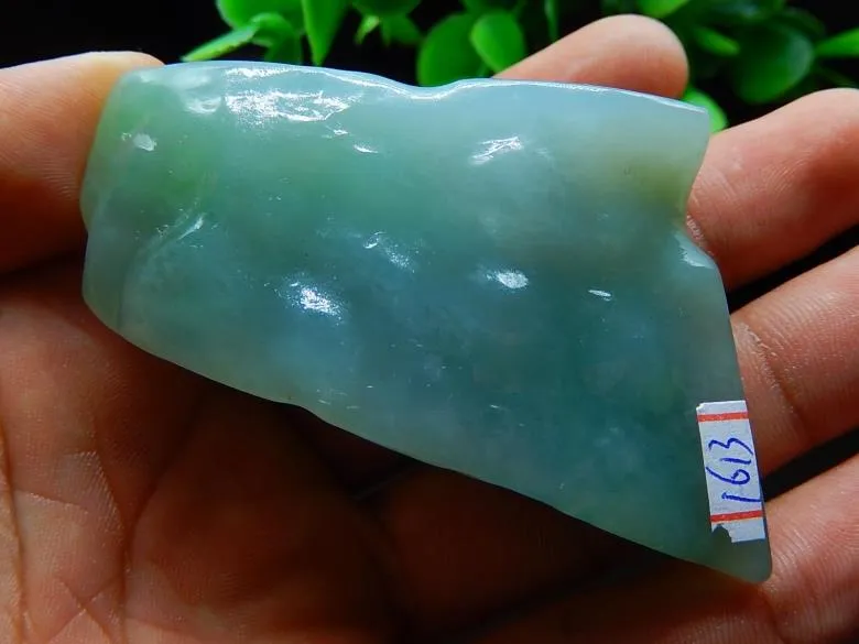 Natural Jade Rough Jadeite Raw (111g, 66X41X24mm)