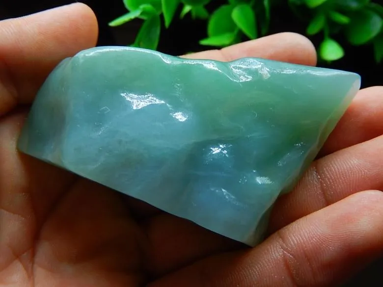 Natural Jade Rough Jadeite Raw (111g, 66X41X24mm)