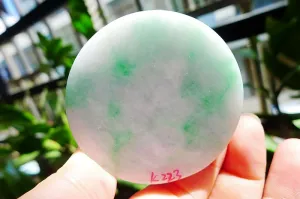 Natural Jade Rough Jadeite Raw (131g,5.21x1.9cm)
