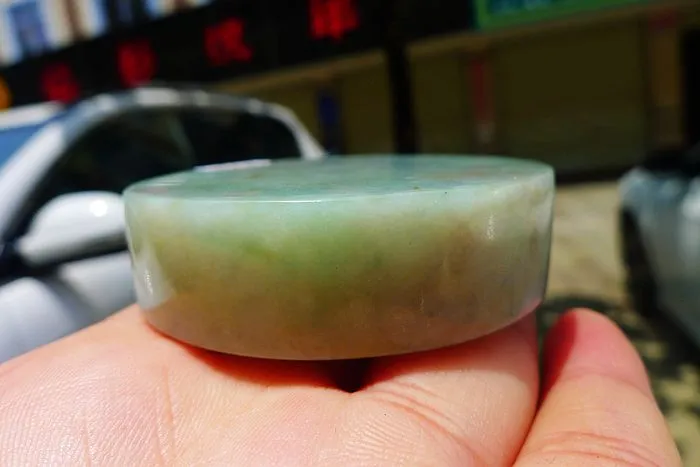Natural Jade Rough Jadeite Raw (133g,5.65X5.65X1.55cm)