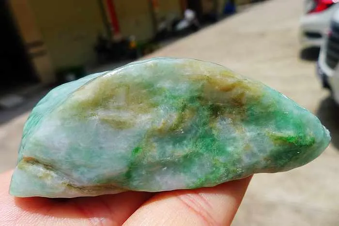Natural Jade Rough Jadeite Raw (150g,8.6X4.2X2.6cm)