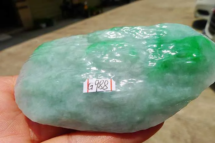 Natural Jade Rough Jadeite Raw (150g,8.6X4.2X2.6cm)