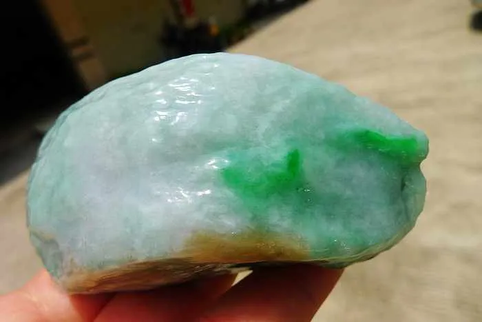 Natural Jade Rough Jadeite Raw (150g,8.6X4.2X2.6cm)