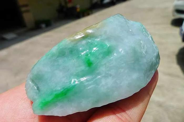 Natural Jade Rough Jadeite Raw (150g,8.6X4.2X2.6cm)