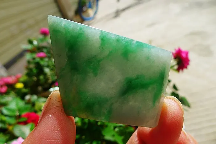 Natural Jade Rough Jadeite Raw (18g,4.3X3.3X0.45cm)