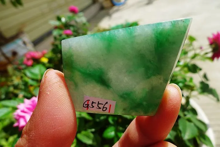 Natural Jade Rough Jadeite Raw (18g,4.3X3.3X0.45cm)