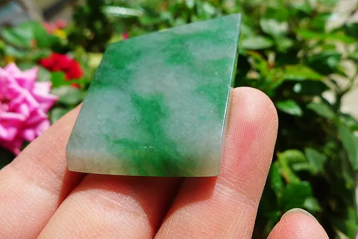 Natural Jade Rough Jadeite Raw (18g,4.3X3.3X0.45cm)