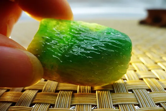 Natural Jade Rough Jadeite Raw (19g,3.6X2.3X1.15cm)