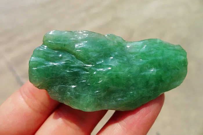 Natural Jade Rough Jadeite Raw (26g,5.6X2.7X1cm)