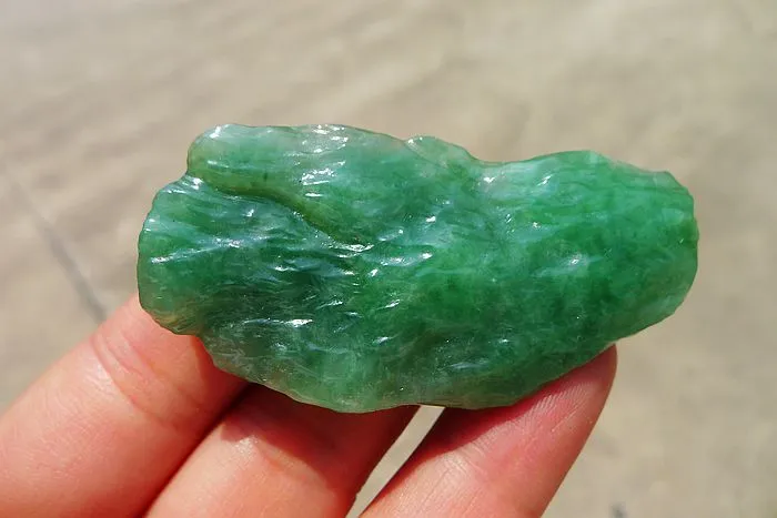 Natural Jade Rough Jadeite Raw (26g,5.6X2.7X1cm)