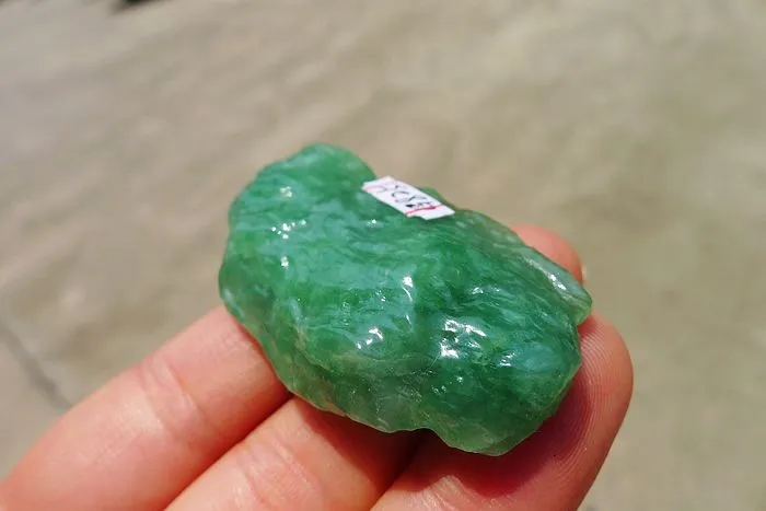 Natural Jade Rough Jadeite Raw (26g,5.6X2.7X1cm)