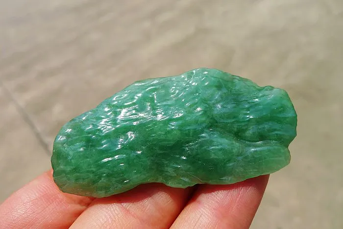 Natural Jade Rough Jadeite Raw (26g,5.6X2.7X1cm)