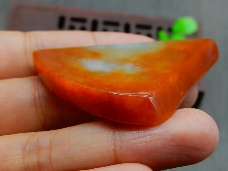 Natural Jade Rough Jadeite Raw (30g, 58X44X7mm)