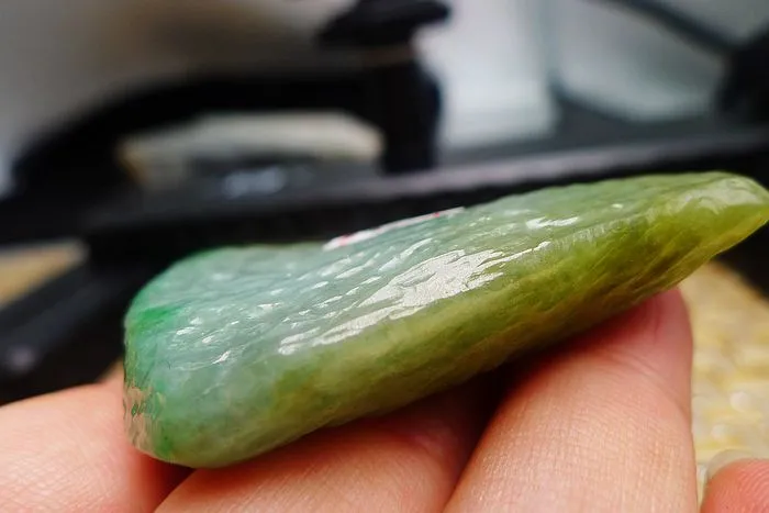 Natural Jade Rough Jadeite Raw (31g,5.6X2.8X1cm)