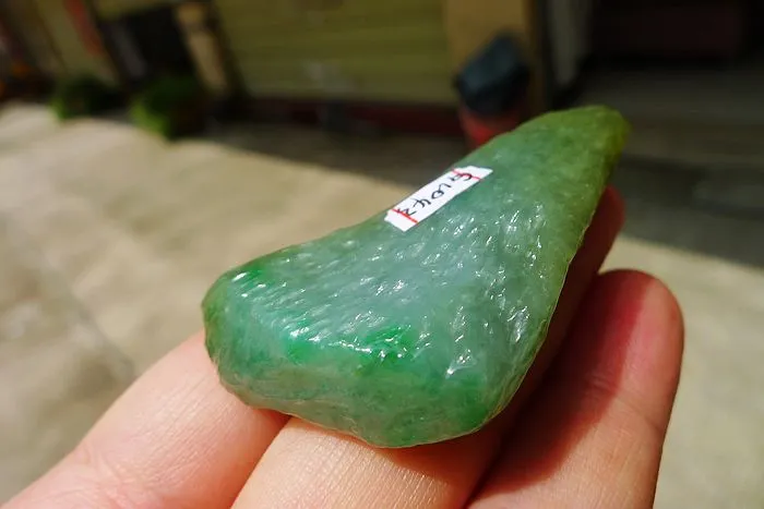 Natural Jade Rough Jadeite Raw (31g,5.6X2.8X1cm)