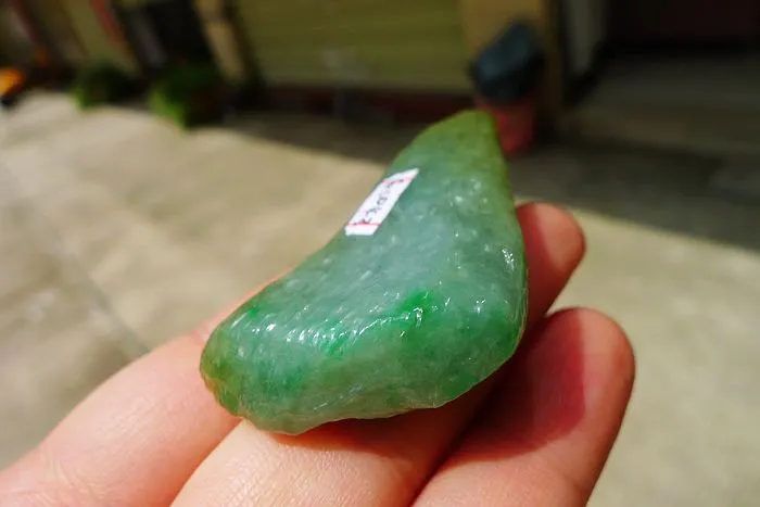 Natural Jade Rough Jadeite Raw (31g,5.6X2.8X1cm)