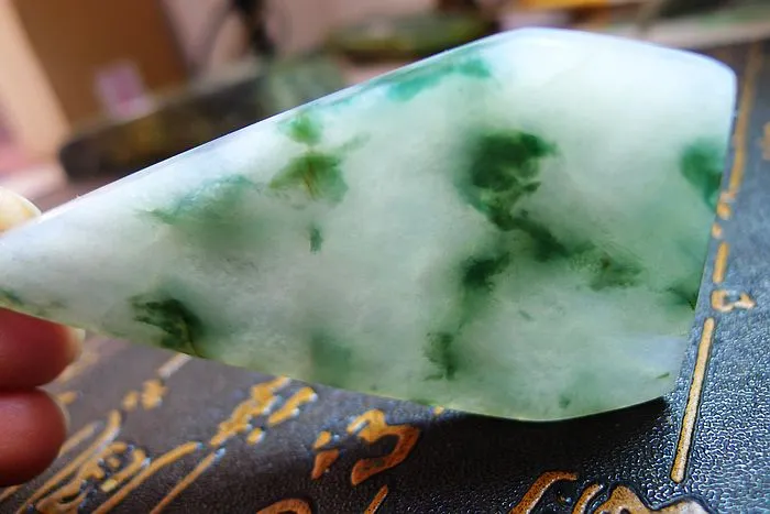 Natural Jade Rough Jadeite Raw (37g,7.8X4.2X0.55cm)
