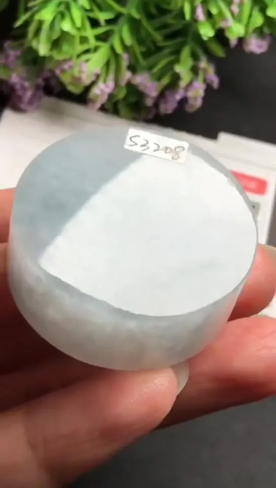 Natural Jade Rough Jadeite Raw (3.8x1.5cm)-S3208