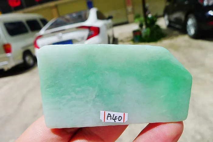 Natural Jade Rough Jadeite Raw (48g,6.7X3.7X0.9cm)