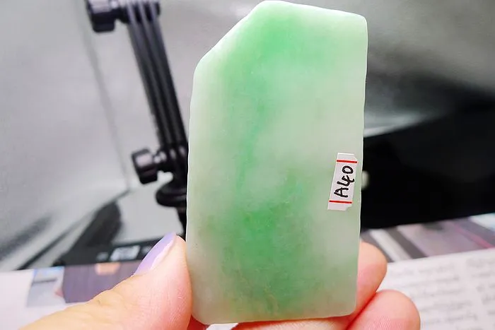 Natural Jade Rough Jadeite Raw (48g,6.7X3.7X0.9cm)
