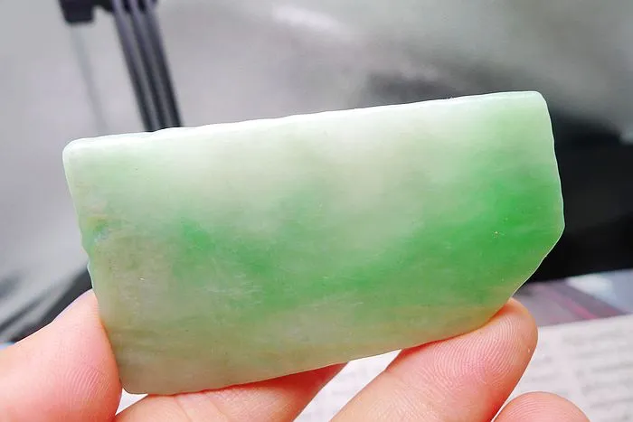 Natural Jade Rough Jadeite Raw (48g,6.7X3.7X0.9cm)